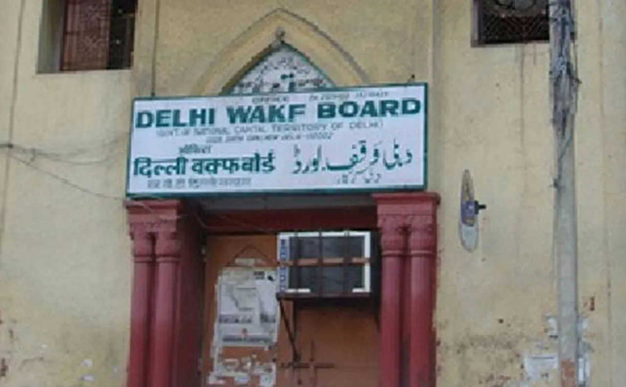 Delhi: ACB probes Wakf Board 'recruitment scam', AAP MLA targets LG