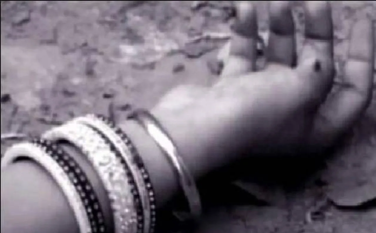 College girl's body found in temple tank