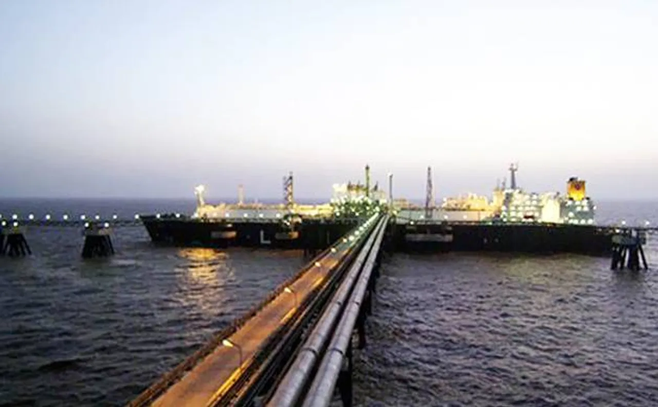 Petronet LNG profit up 55% to Rs 377 crore in June quarter