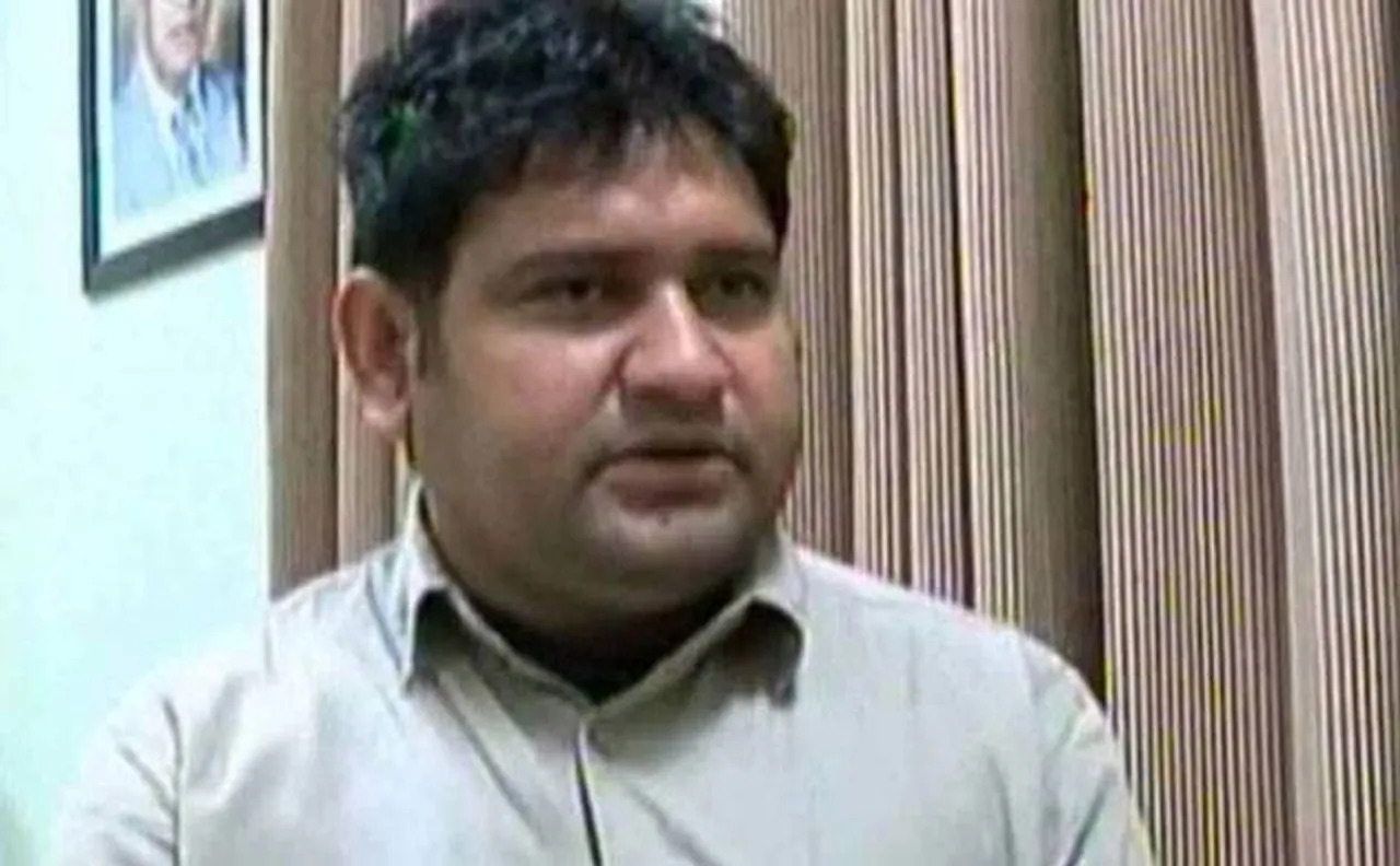 Sex Tape Row: Expelled AAP minister Sandeep Kumarâ€™s secretary detained