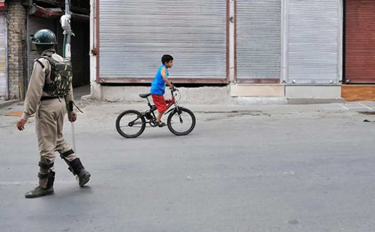 Curfew lifted from entire Srinagar city; death toll rises to 72 in J-K