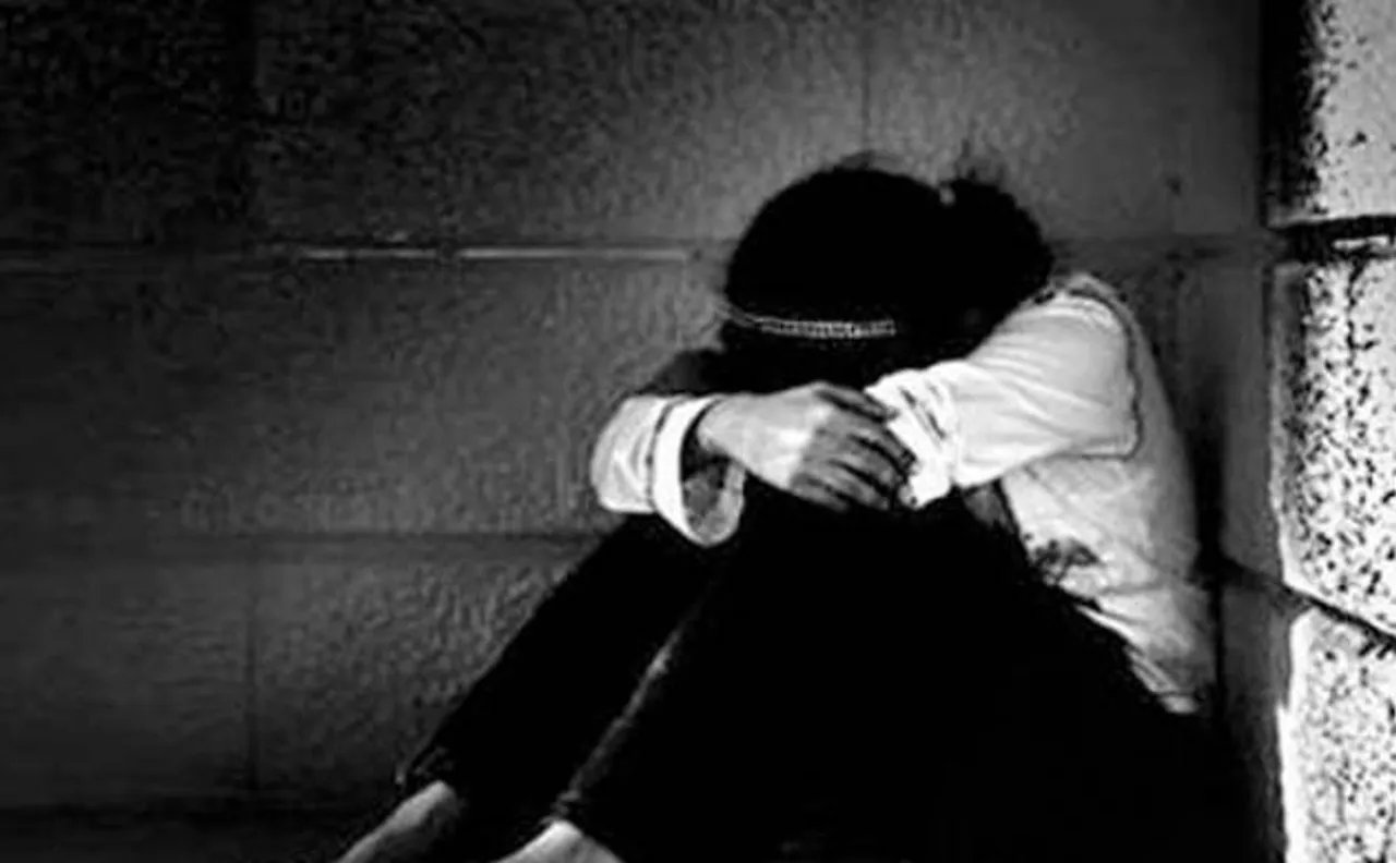 Doctor-sweeper duo arrested for raping dengue patient in ICU in Gujarat