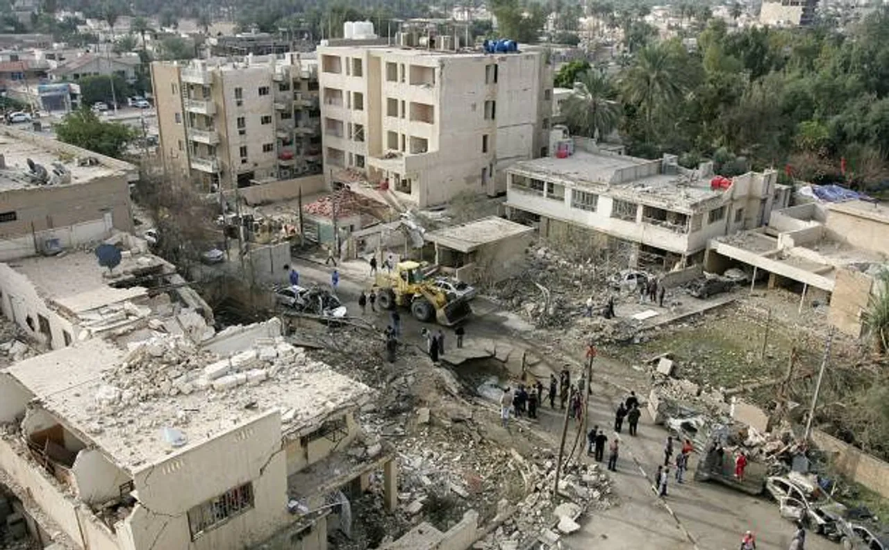 IS bomb blast near Baghdad mall, at least 13 people killed