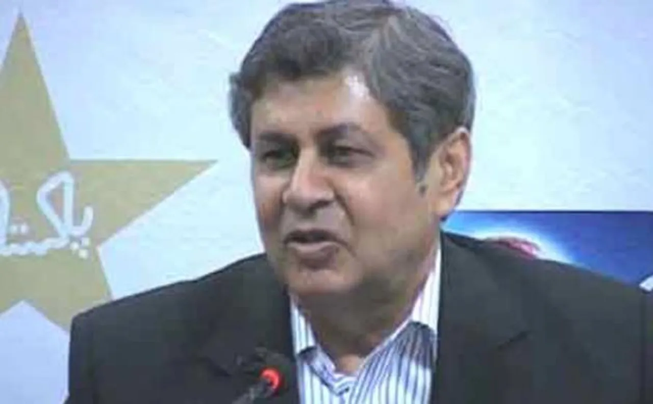 Wasim Bari replaces Intikhab Alam as the manager of Pakistan team for 'home' series