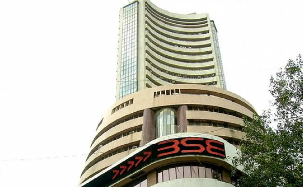 Sensex recovers early losses, still down 399 pts in late morning