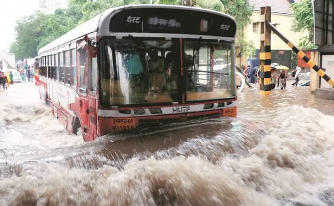 MET department forecasts 'very heavy rain' warning for Mumbai