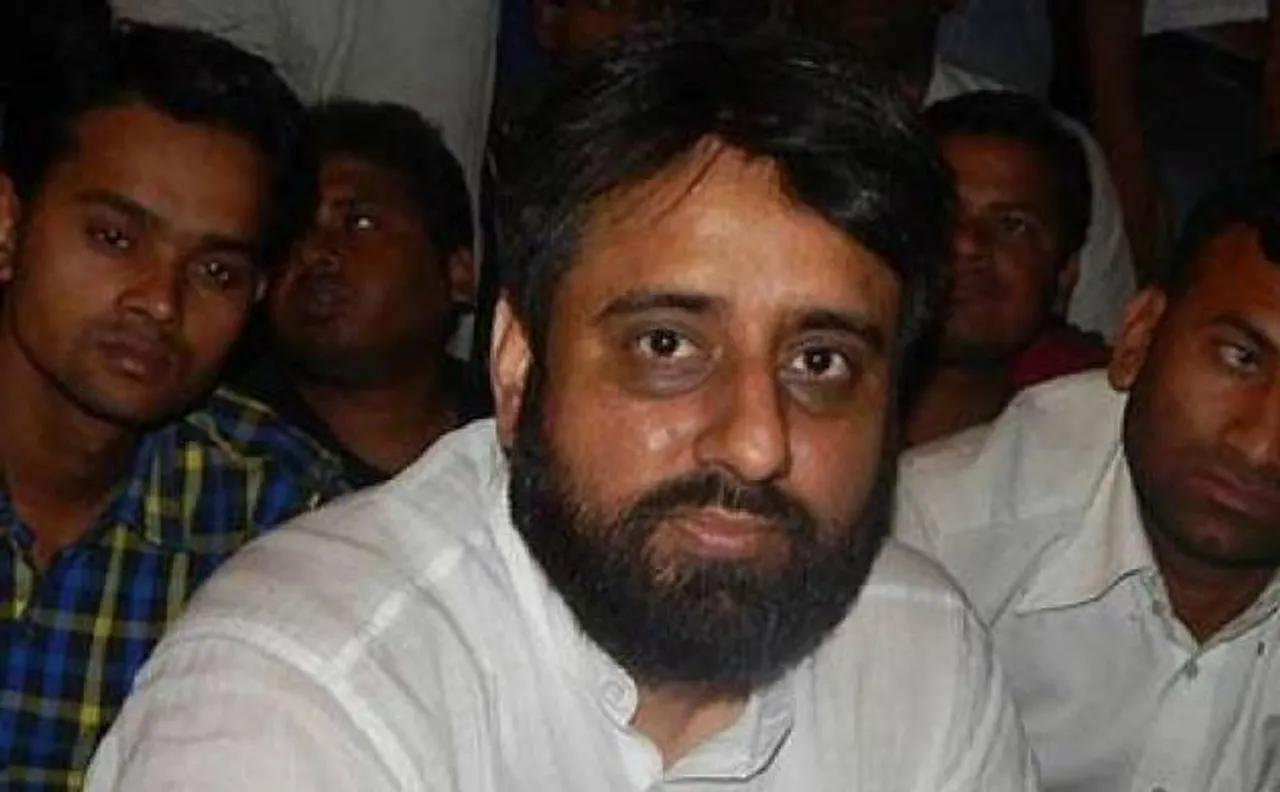 Delhi Police probing complaint against AAP MLA Amanatulla Khan