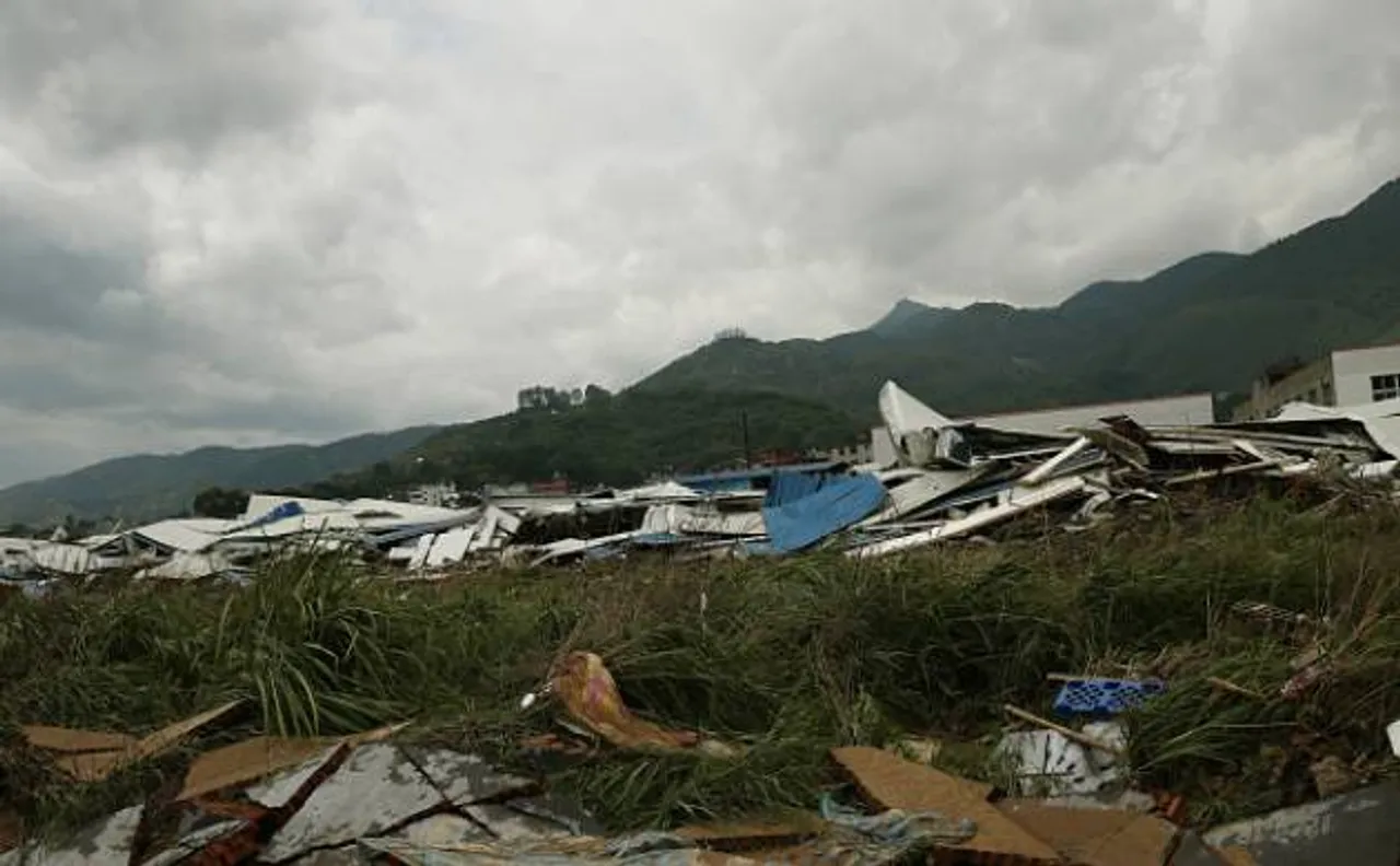 China: 14 killed, 14 others missing while an 870-year-old heritage bridge was destroyed in Typhoon 'Meranti' 