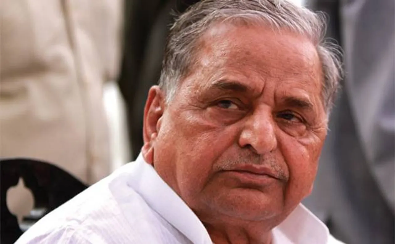 Shivpal gets back to ministry as Mulayam meets Akhileshâ€™s demands