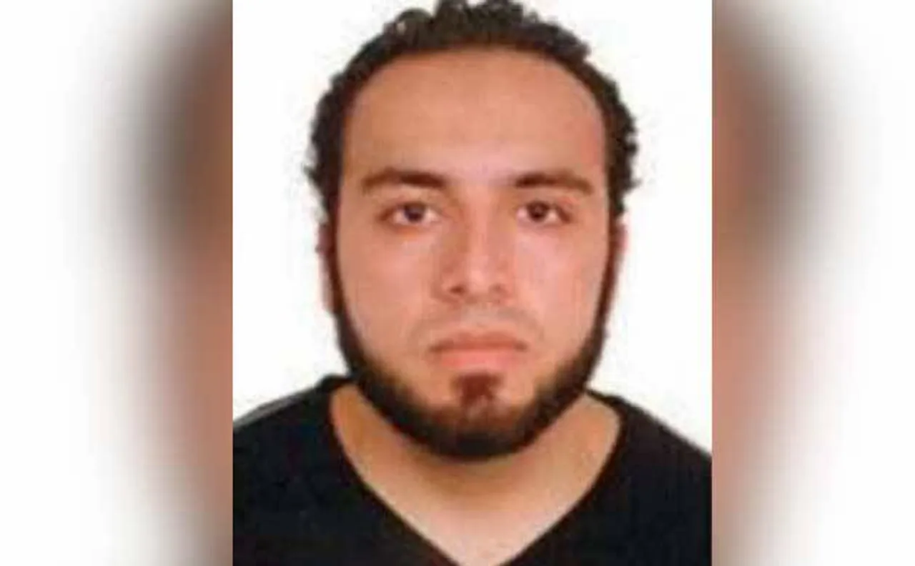 Authorities on trail of New York bombing suspect's wife who left US few days before attacks