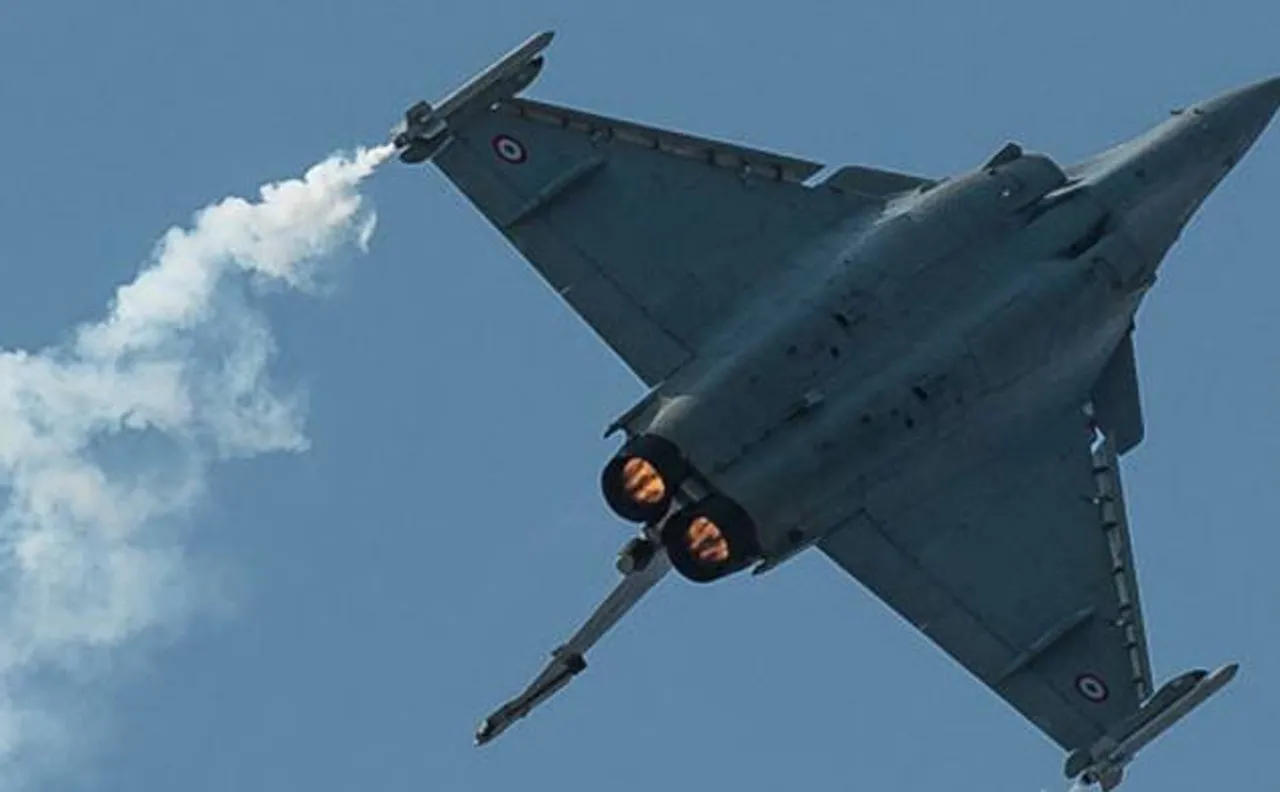 India-France clear Rafale deal, to be signed on Friday