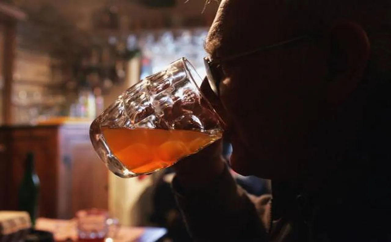 Scientists warn elderly against excess consumption of alcohol: It may damage their cognitive functions