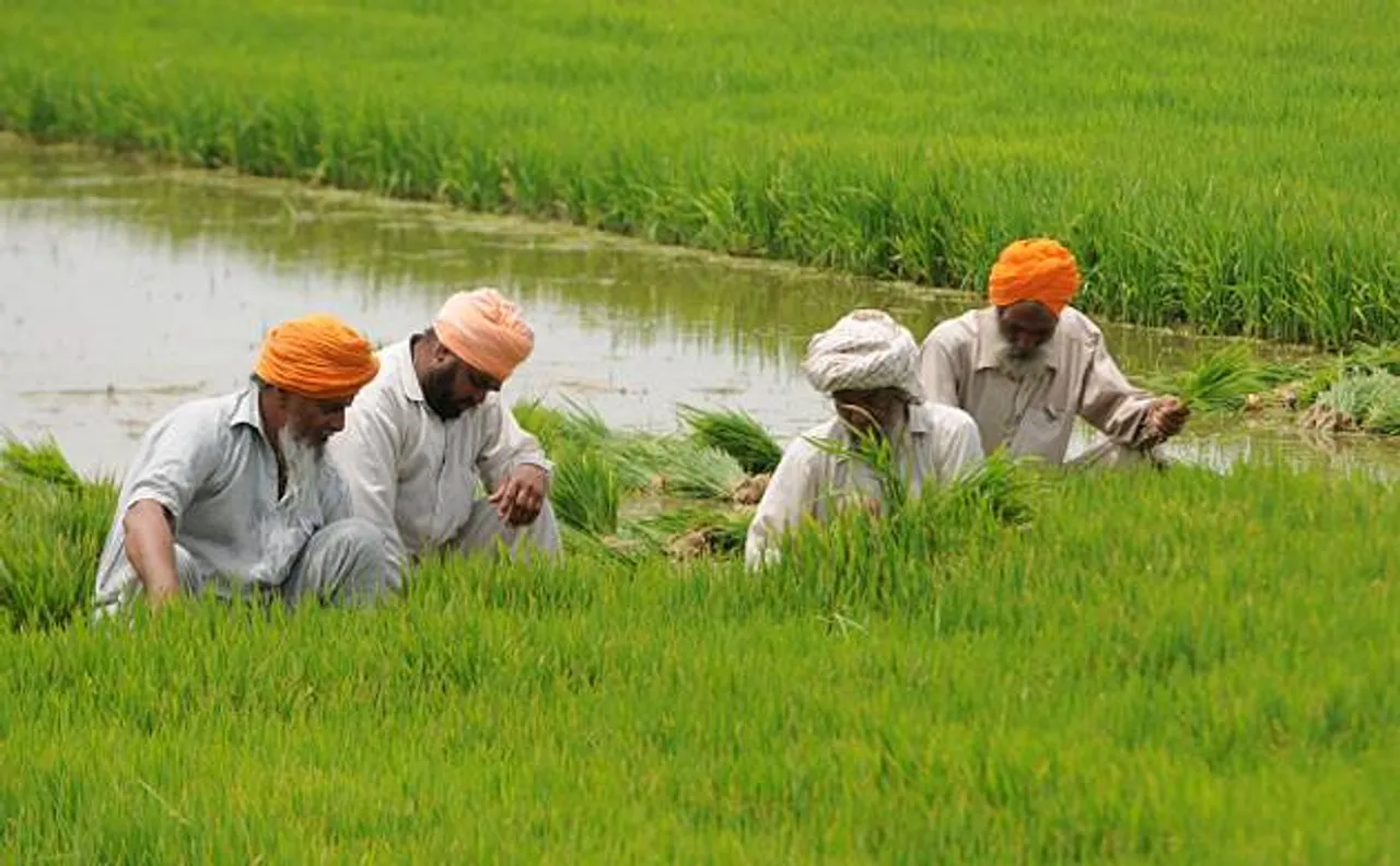 Punjab Government aspires to provide water supply, toilet access to all villages by 2017