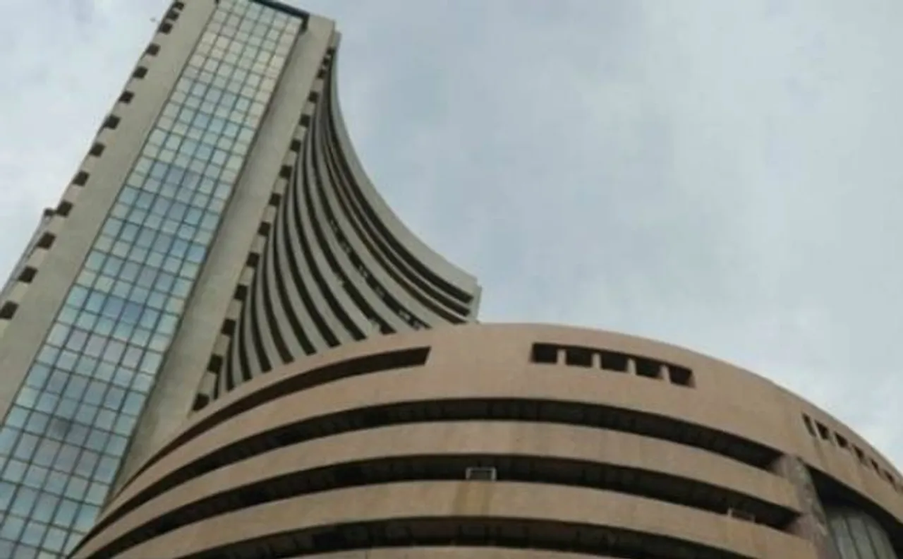 Sensex recovers by over 138 points as Asian markets shape up