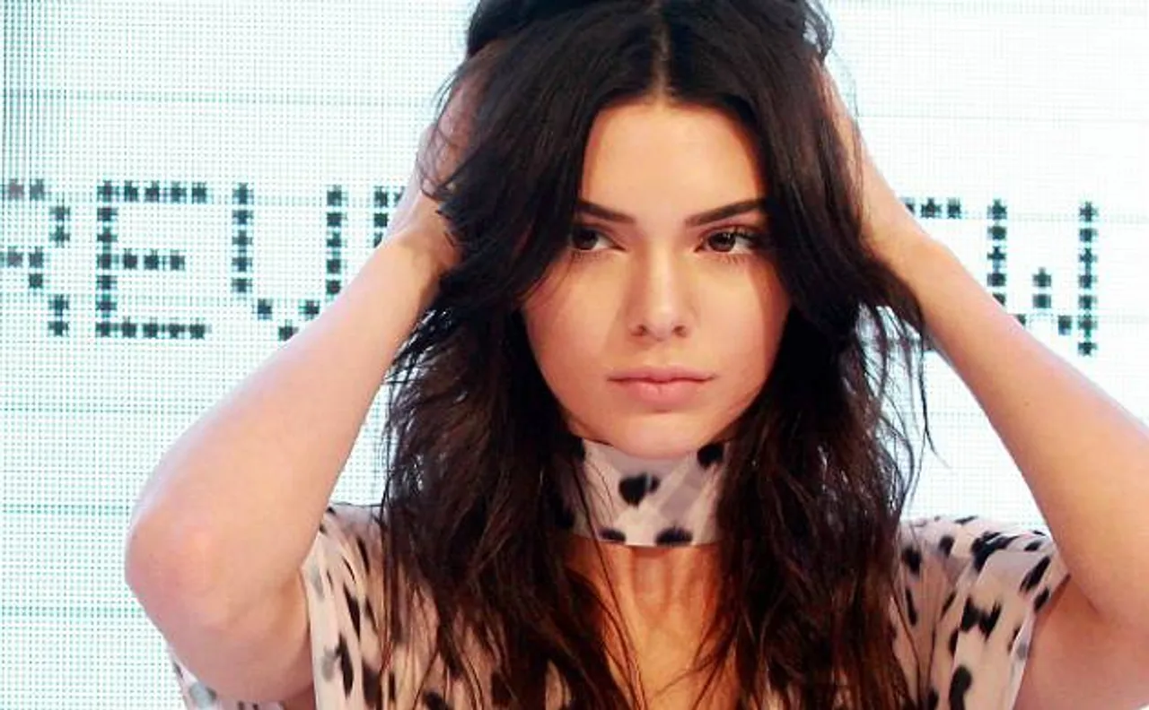 TV star Kendall Jenner gets tatto on her lip