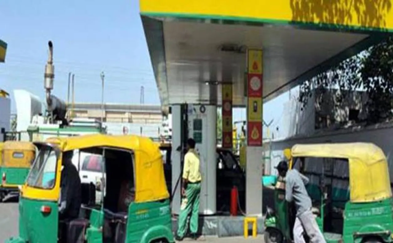 CNG price drops by Rs 1.40, piped gas by Re 1 in Delhi