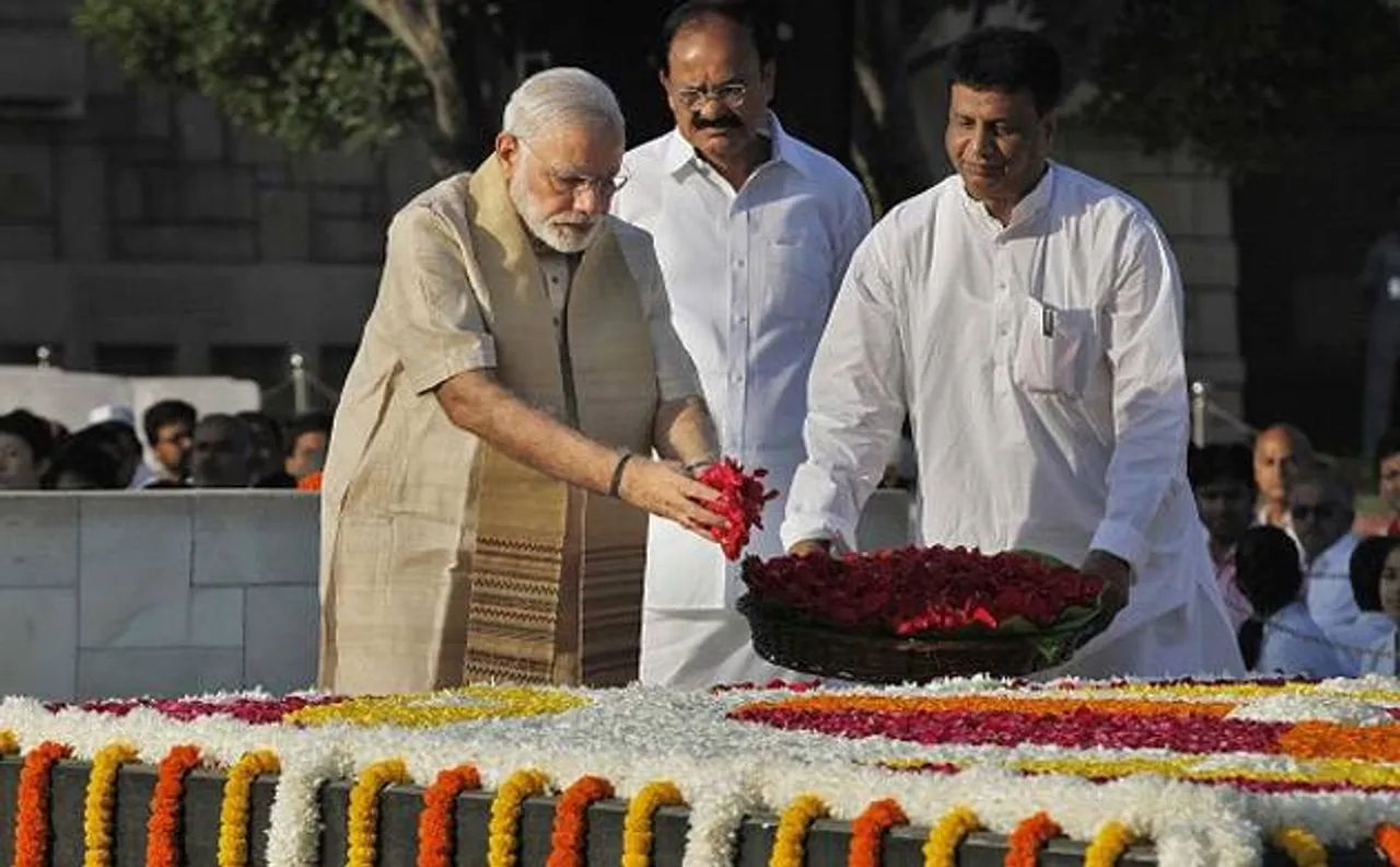 Leaders pay floral tributes to Mahatma Gandhi, apostle of peace and non violence