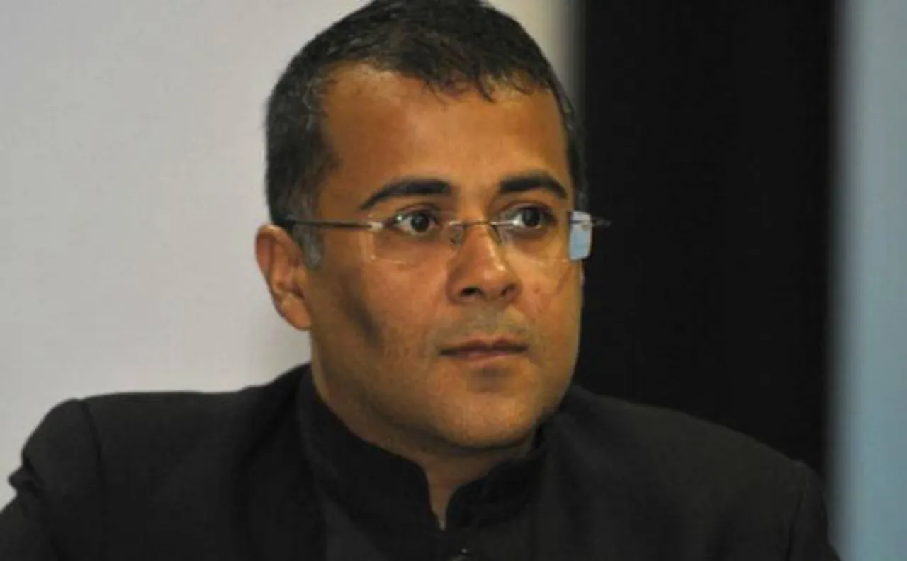 Chetan Bhagat hits out at doubters, says if you donâ€™t believe your own army, problem lies with you