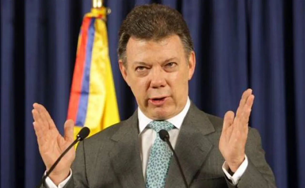 Colombian president Juan Manuel Santos wins Nobel Prize for peace efforts