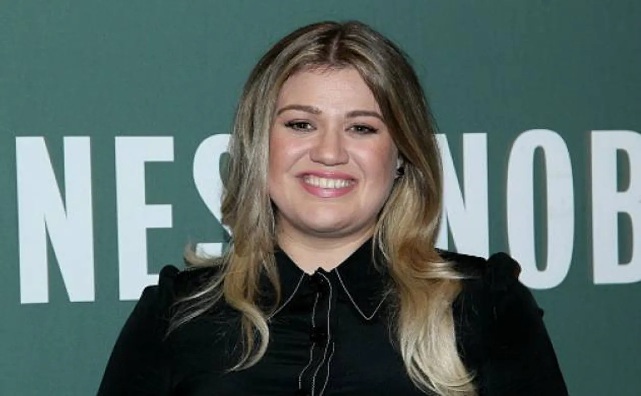 American singer  Kelly Clarkson has no more baby plans