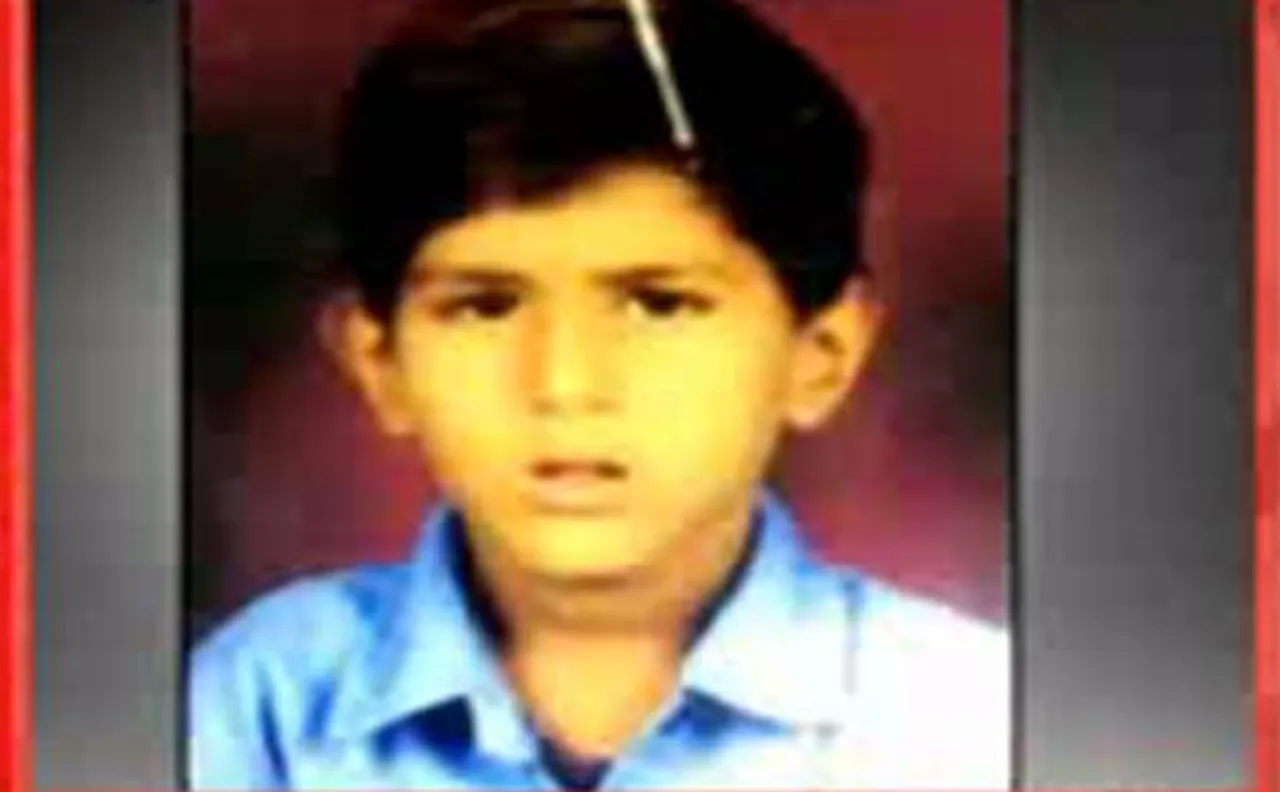 Watch video: Six-year-old girl falls into 900-feet deep borewell in Alwar; NDRF called for rescue operation