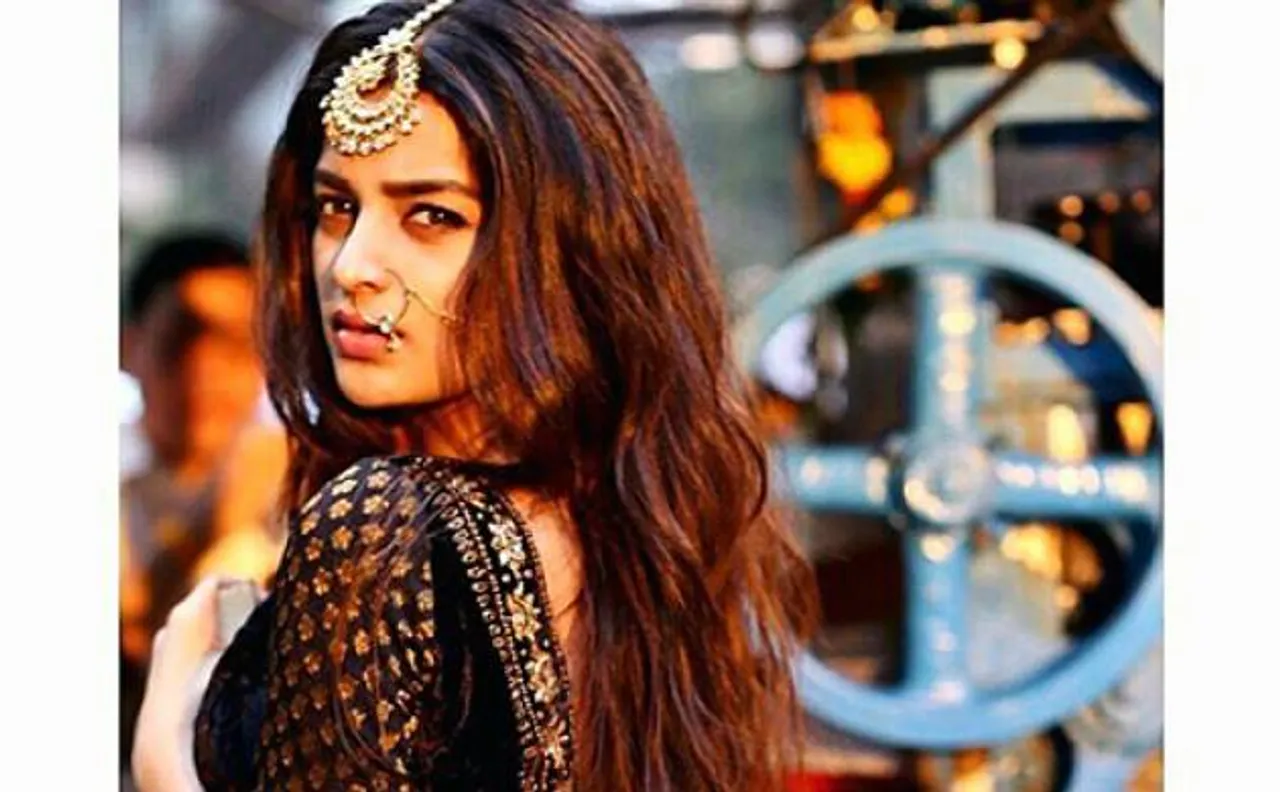  Niddhi Agerwal training hard to learn a new dance form for Munna Michael			