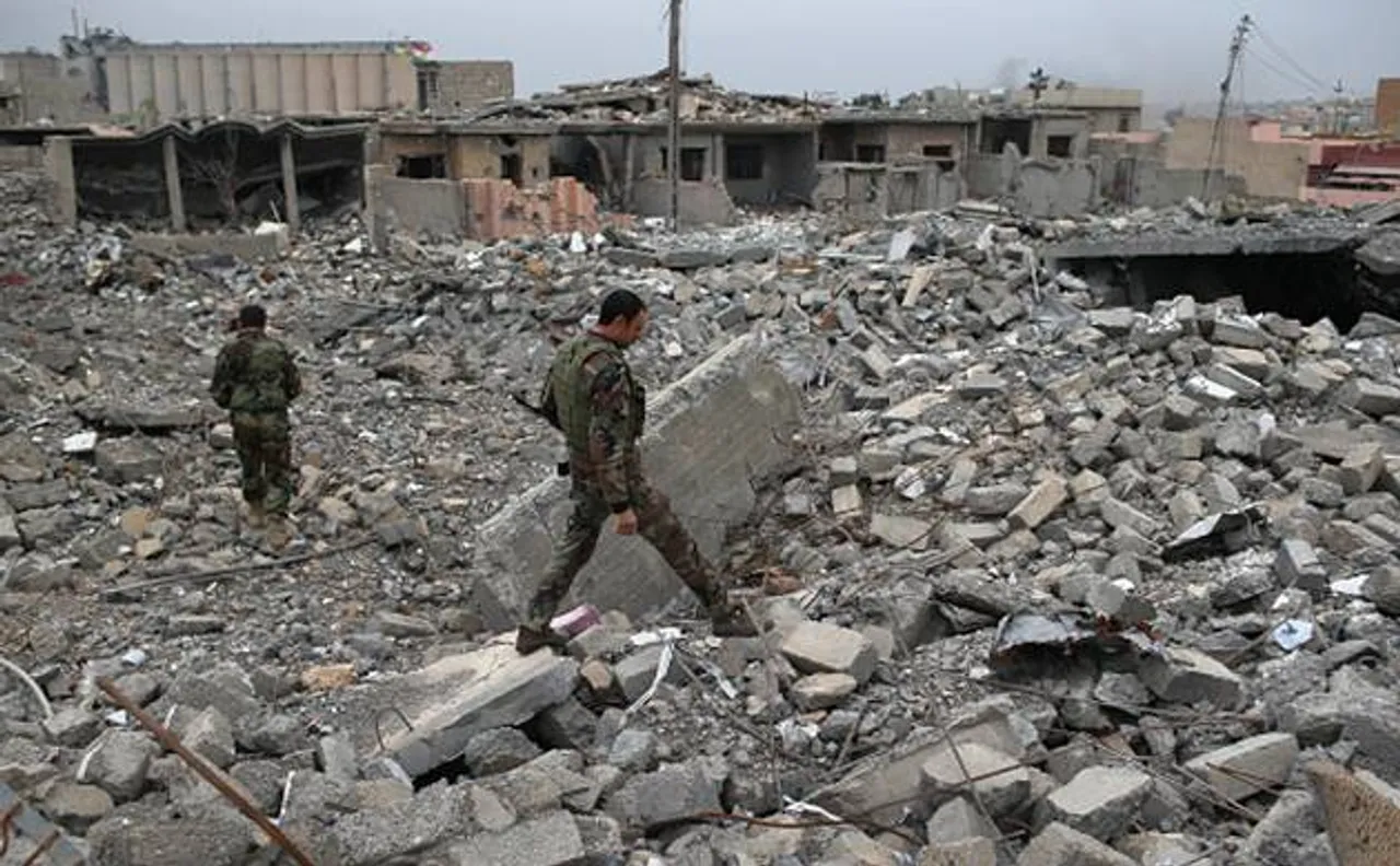 Advancing east of Mosul, Iraqi Kurdish peshmerga fighters seize several villages