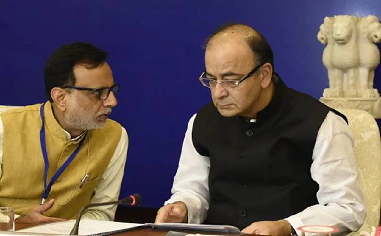 Centre, states to decide on GST rate in next month