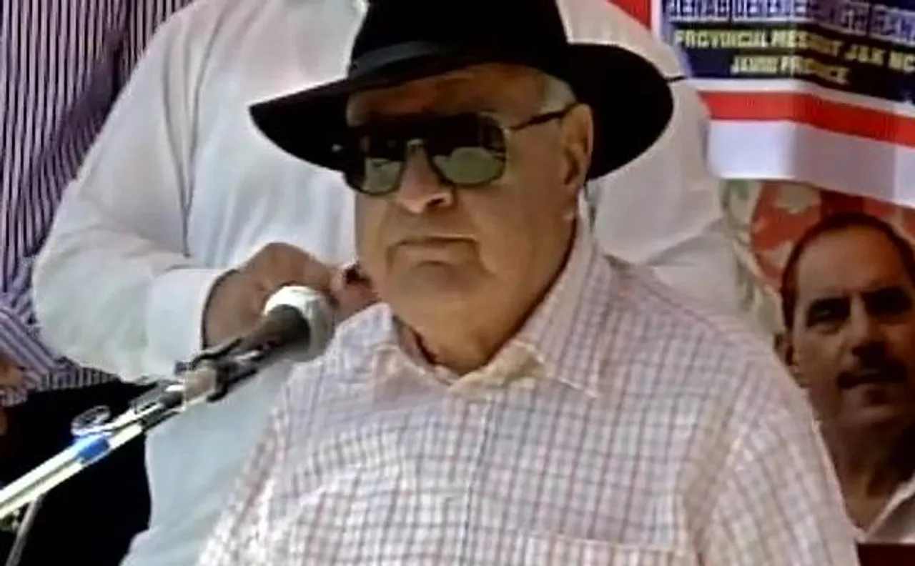 Farooq Abdullah visits Zero Line along LoC, bats for resuming Indo-Pak talks