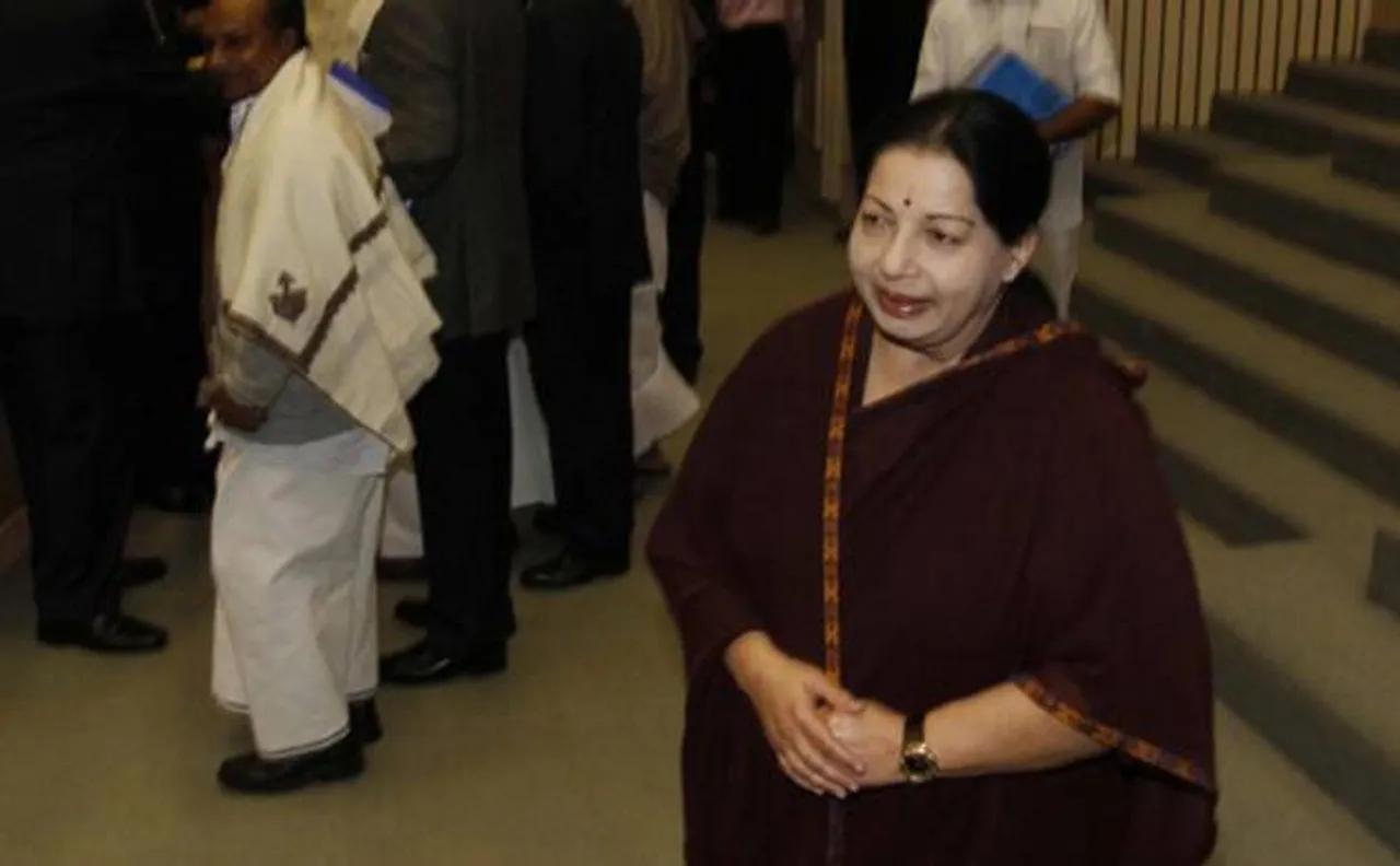 Tamil Nadu Governor visits Jayalalithaa at Apollo Hospital, says happy to note she is 'progressing well'