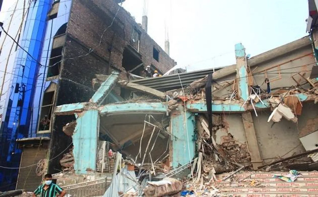 Five-storey building collapses in Jahangirpuri