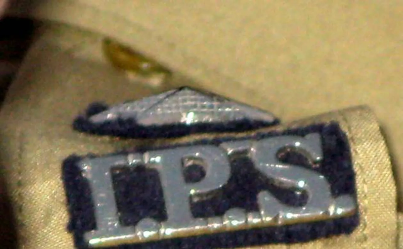 IPS officers association demand pay parity with their IAS counterparts