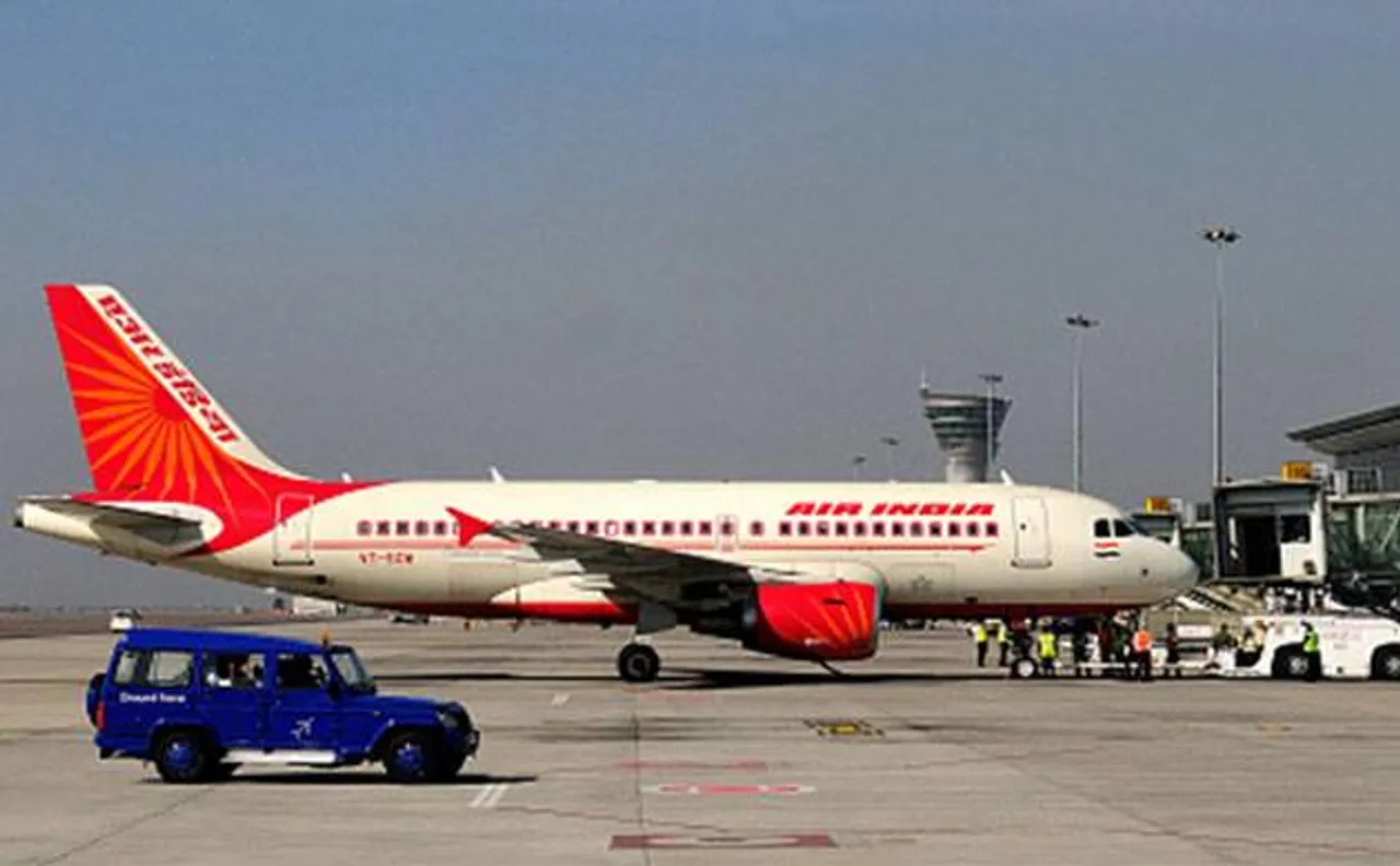 Air India plane makes emergency landing at IGI airport