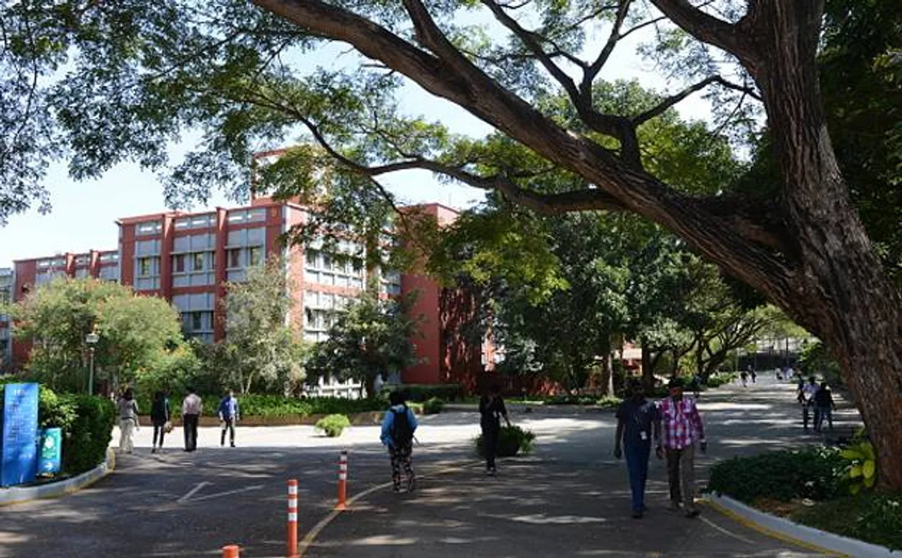 84 per cent Indian workers bullish on career development: Survey