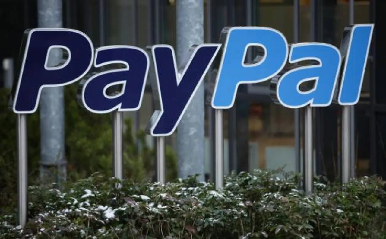 PayPal features as new payment option in Facebook Messenger 