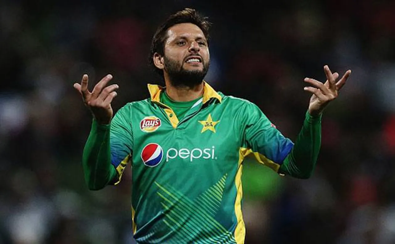Shahid Afridi, Saeed Ajmal dropped from PCB central contract list for 2016/17