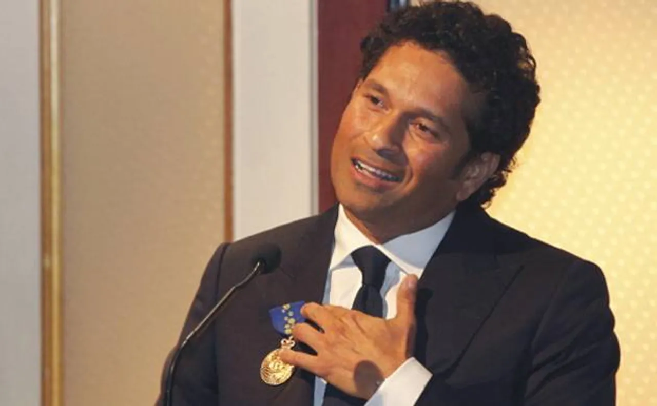 Sachin Tendulkar wishes â€˜Happy Diwaliâ€™ to army personnel; prays for their well-being 