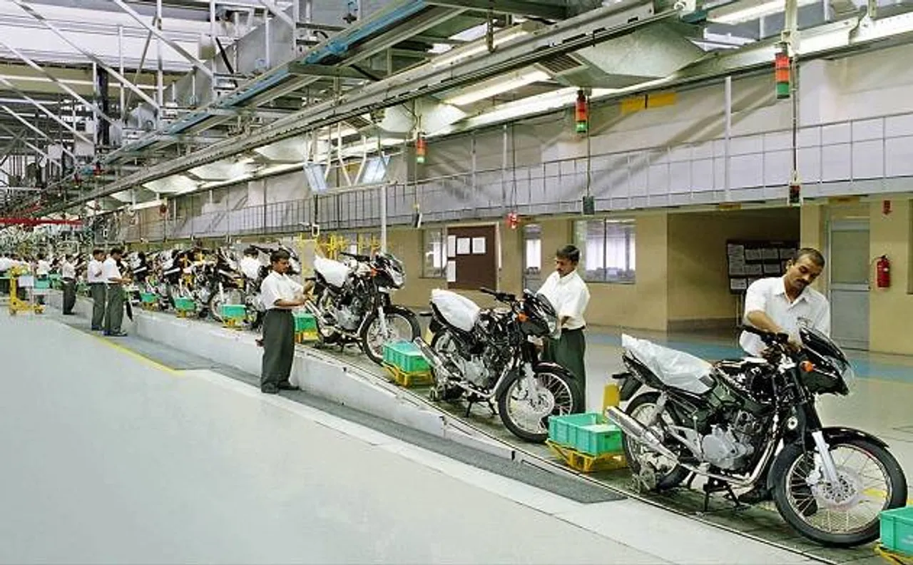 Bajaj Auto reports Q2 net profit of Rs 1,200 crore, jumps 7.2 per cent