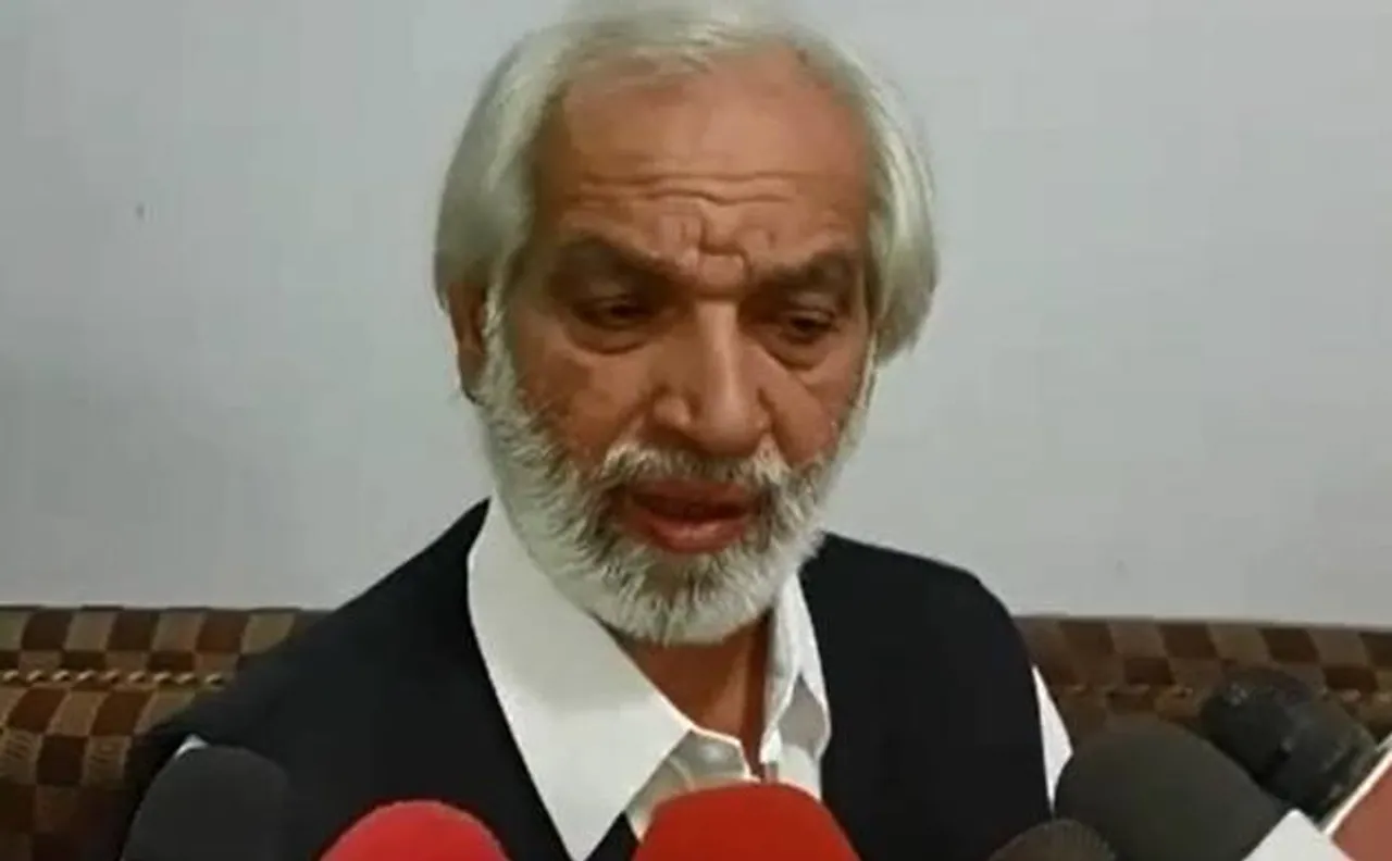 Watch video: Pak espionage racket â€“  I was not aware of Farhat's activities, says Samajwadi Party MP Munawwar Saleem