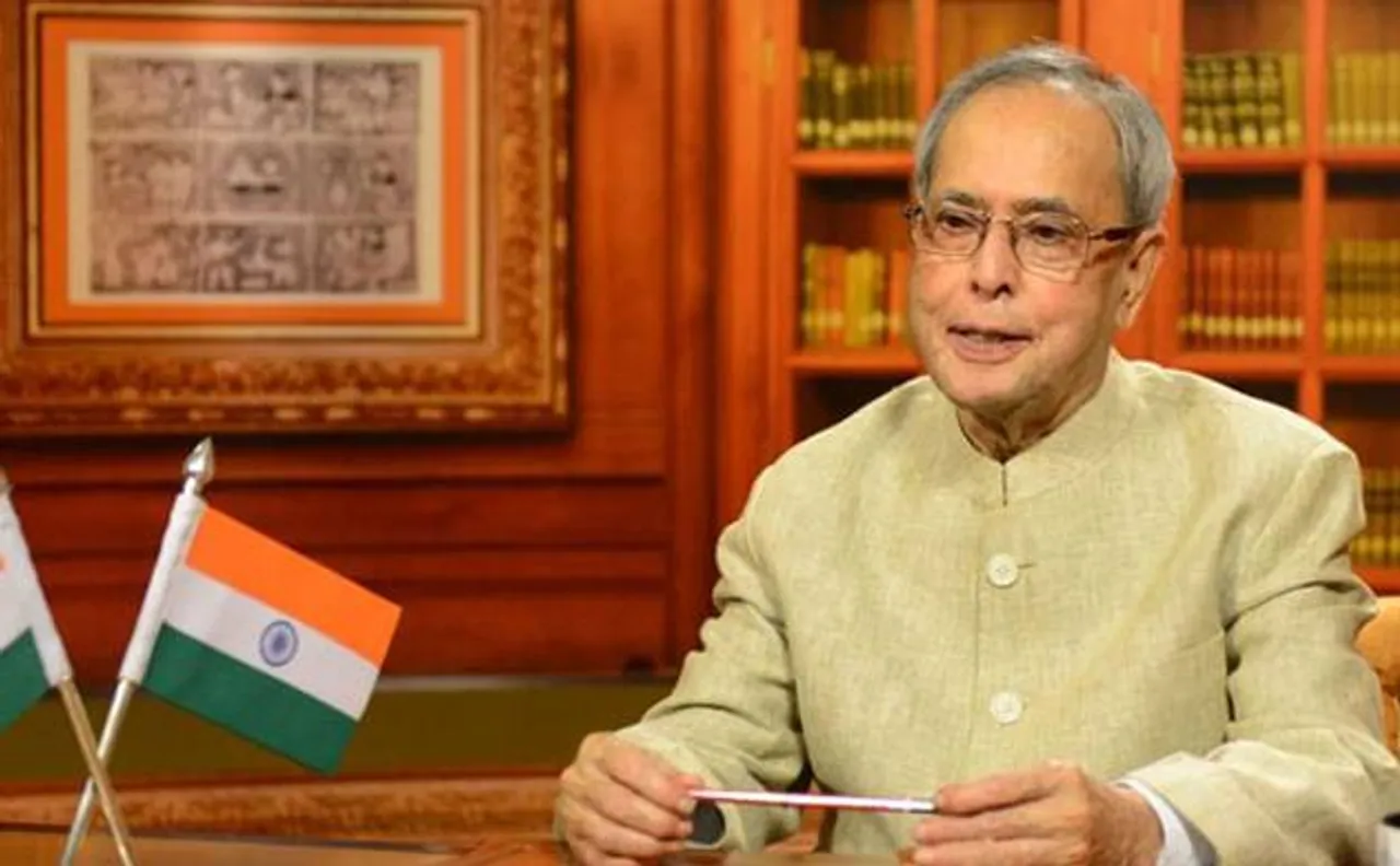 President Pranab Mukherjee greets countrymen on eve of Diwali