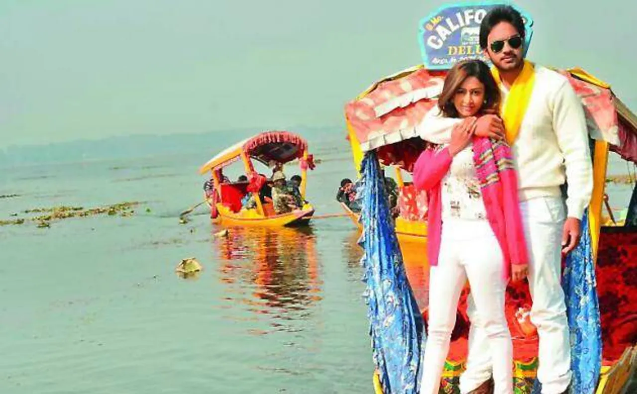 Telugu Director Ravi Kumar completes film in Kashmir amid unrest