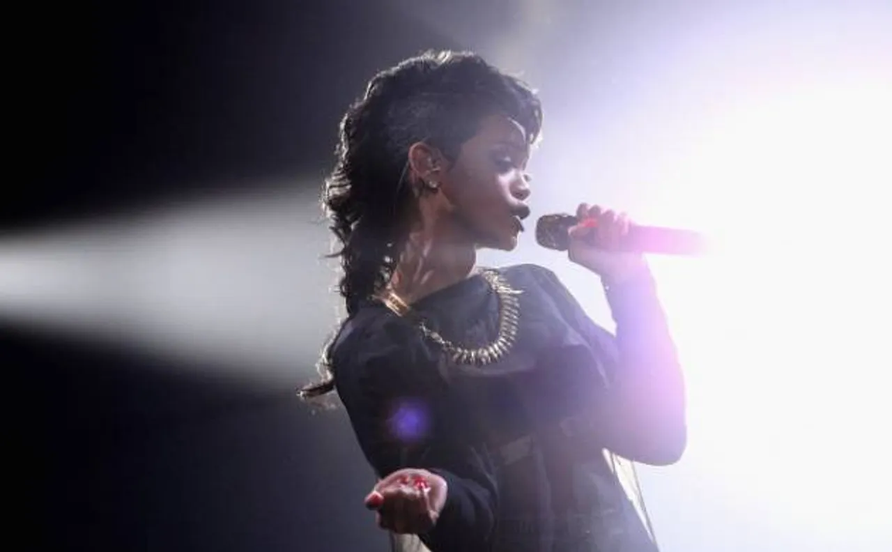 Rihanna returns to NYC set of Ocean's Eight