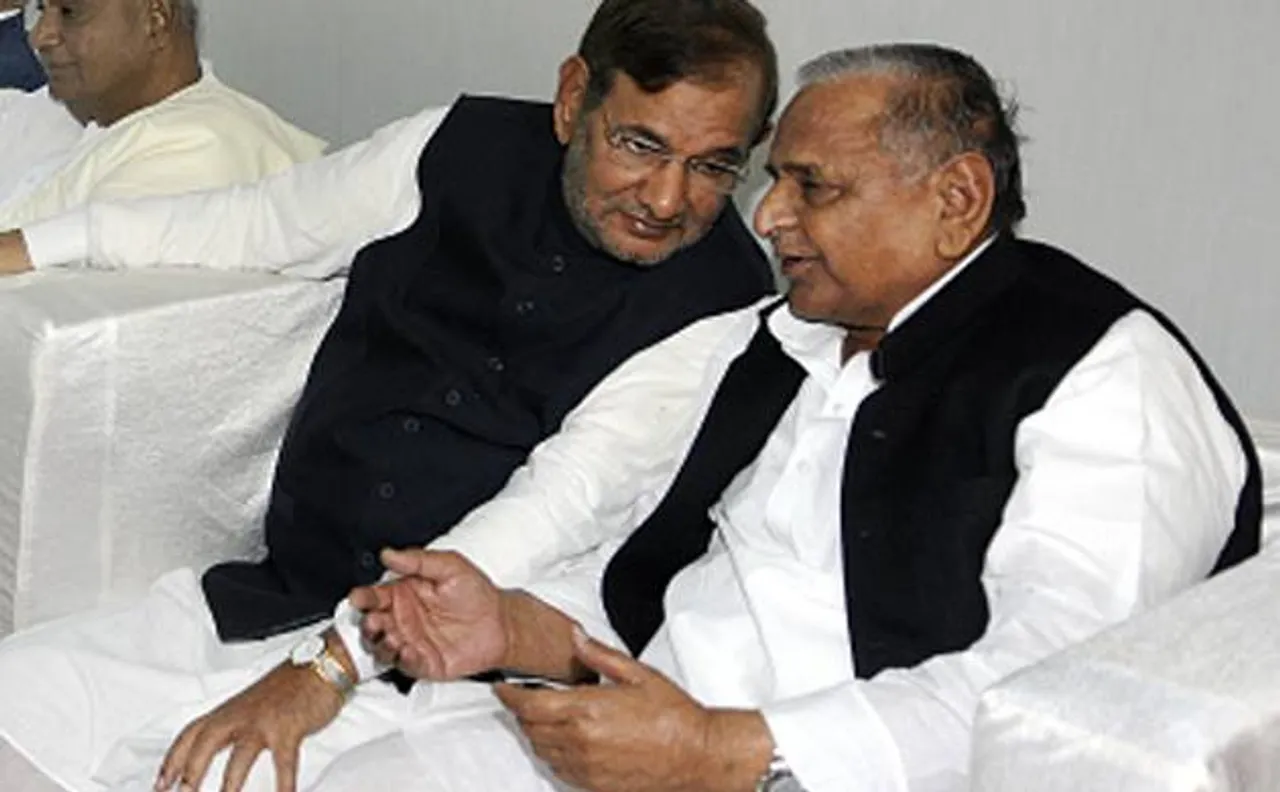 UP assembly polls: Sharad Yadav to represent JD(U) in SPâ€™s silver jubilee celebrations on Nov 5