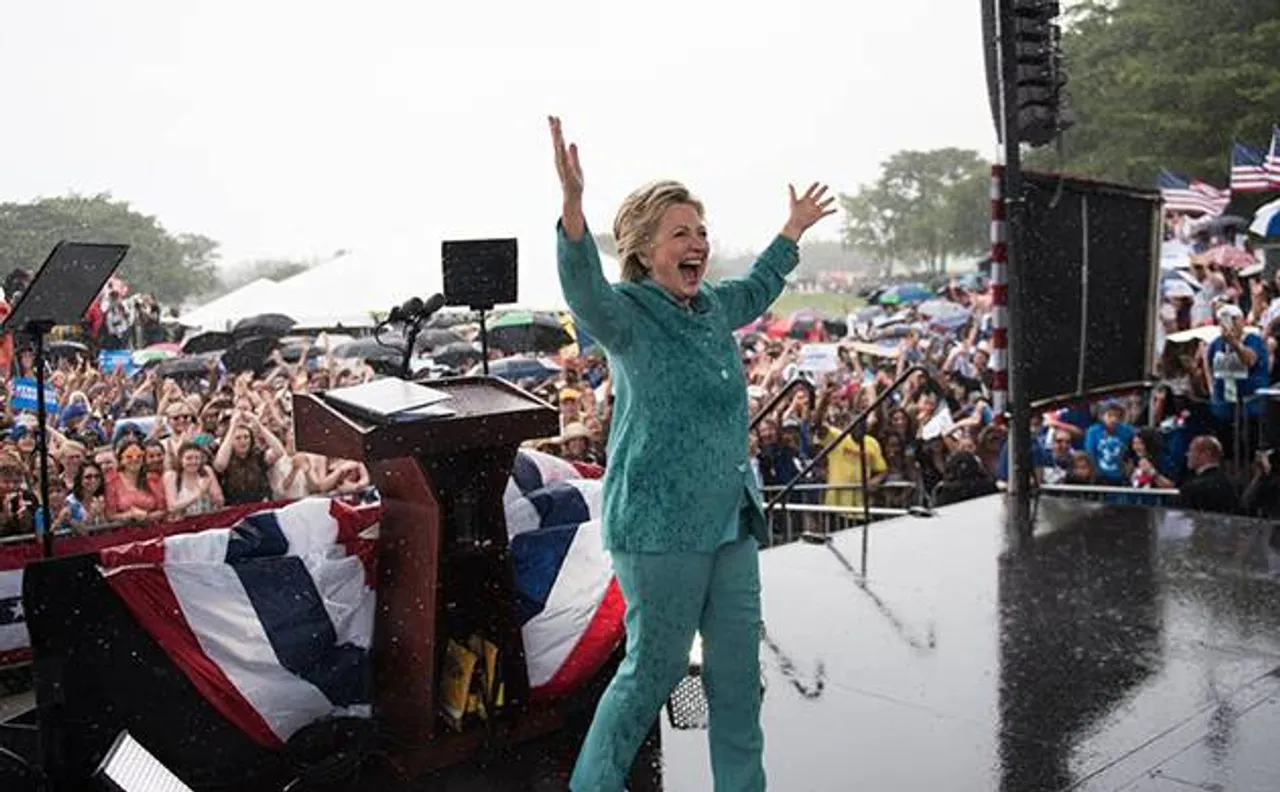 New poll puts Hillary Clinton comfortably ahead of Donald Trump on eve of US presidential elections
