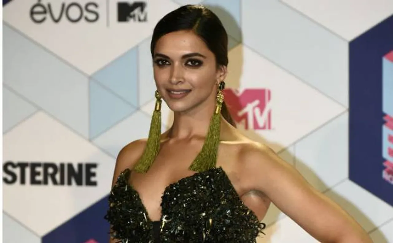 British publication labels Deepika Padukoneâ€™s outfit as â€˜Bollywood blunderâ€™