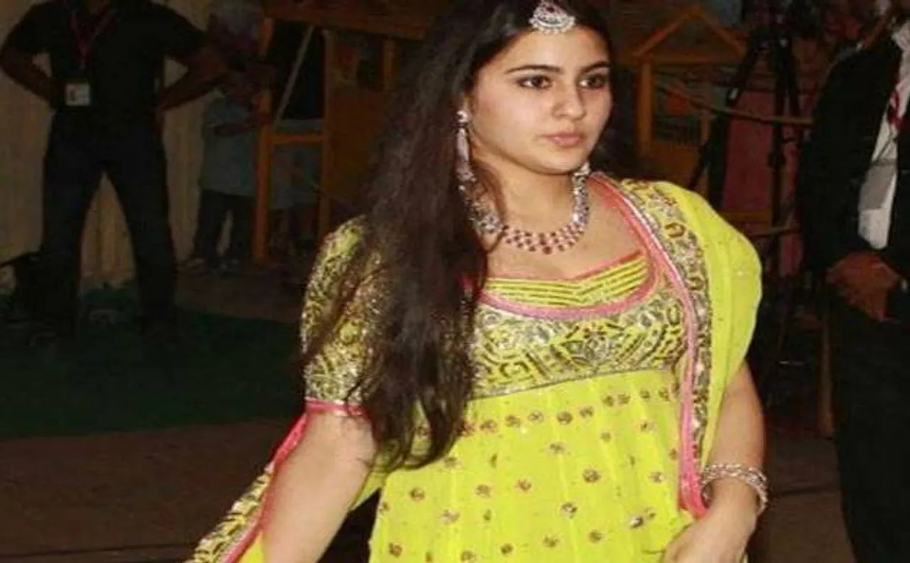  Saif Ali Khanâ€™s daughter Sara to debut opposite Ranveer Singh in Zoya Akhtarâ€™s musical â€˜Gully Boyâ€™