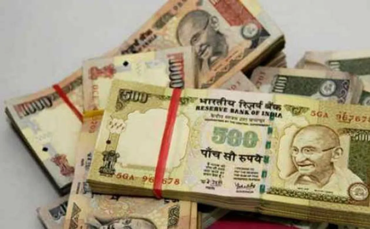 Accept old Rs 1000/500 notes till Nov 11: NHAI to toll plazas