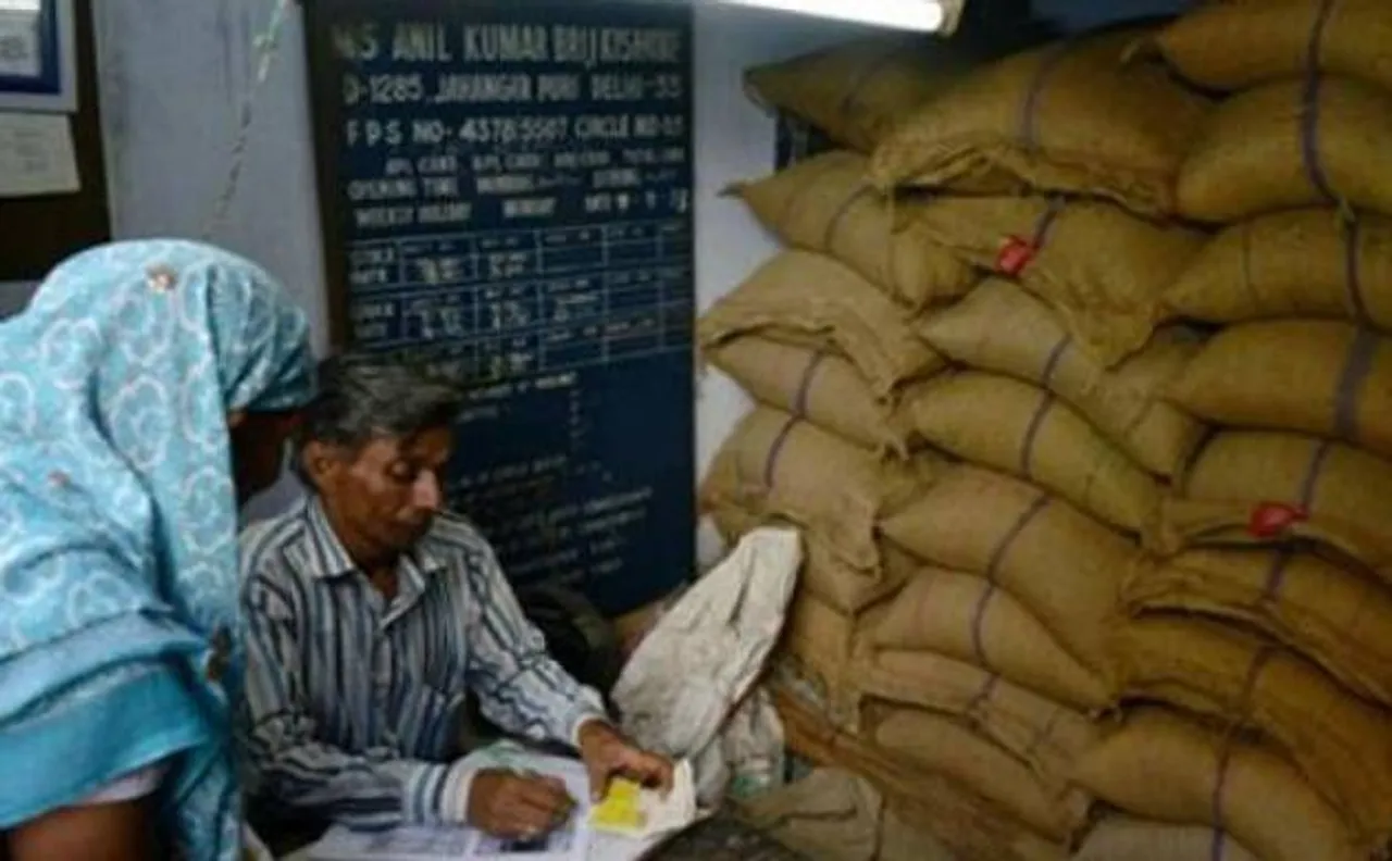Demonetisation fallout: Cashless customers allegedly loot fair price shop in Madhya Pradesh's Bardaha village