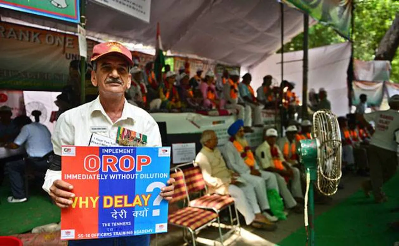 Government resolving anomalies in OROP, seventh pay commission, says MoS for Defence Subhash Bhamre