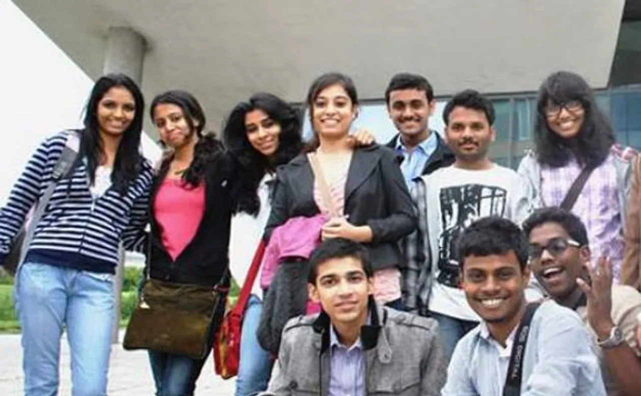Indian students increase by record 25 percent in USA: Report